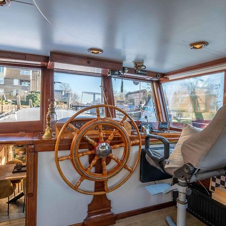 The Luxury Boat Hotel Zwolle  Exterior photo