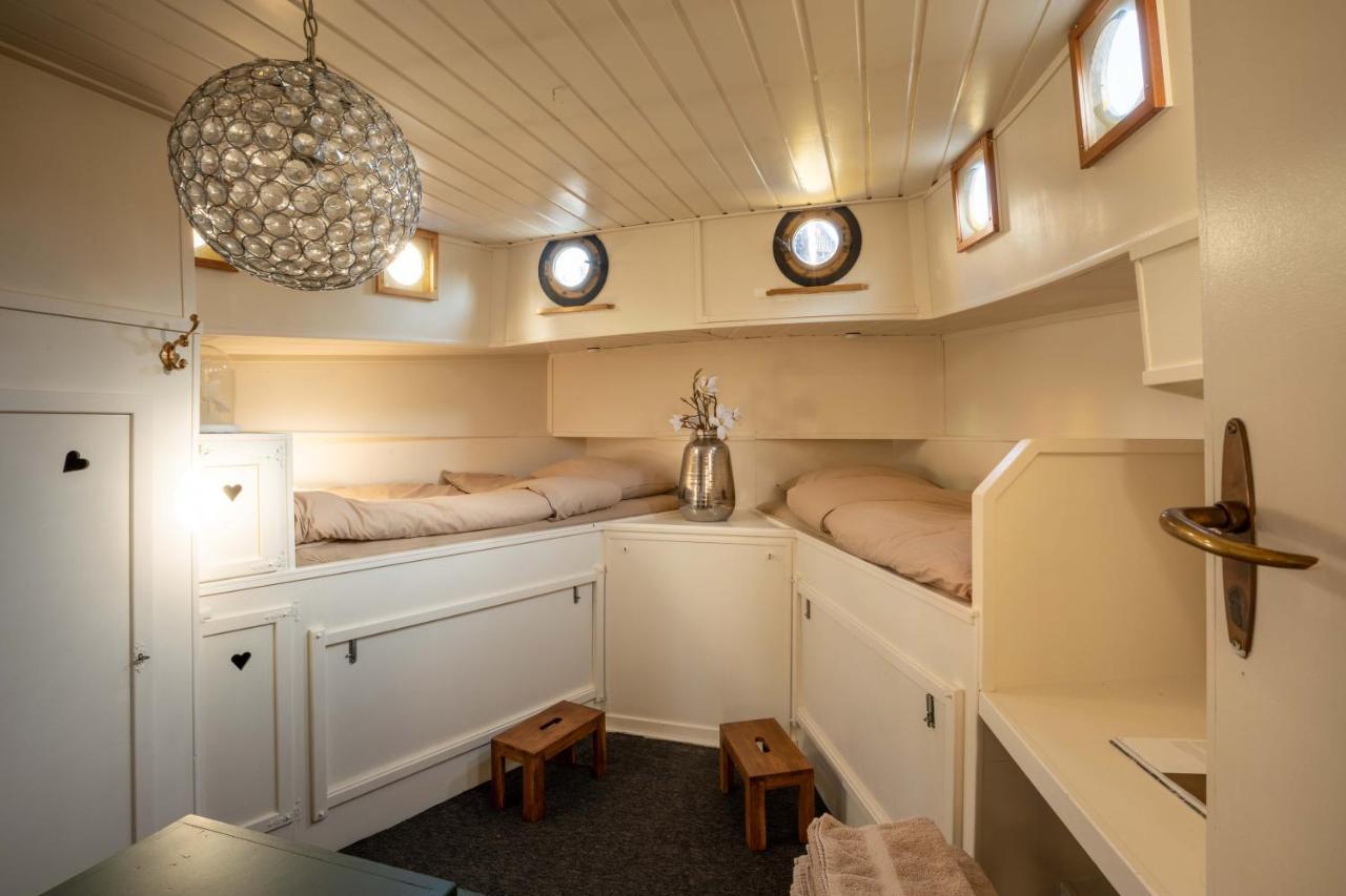 The Luxury Boat Hotel Zwolle  Exterior photo