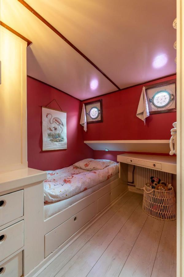 The Luxury Boat Hotel Zwolle  Exterior photo